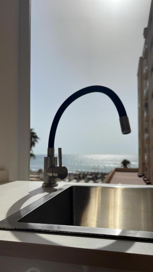 Torremolinos,Estudio Junto Al Mar En La Carihuela Экстерьер фото