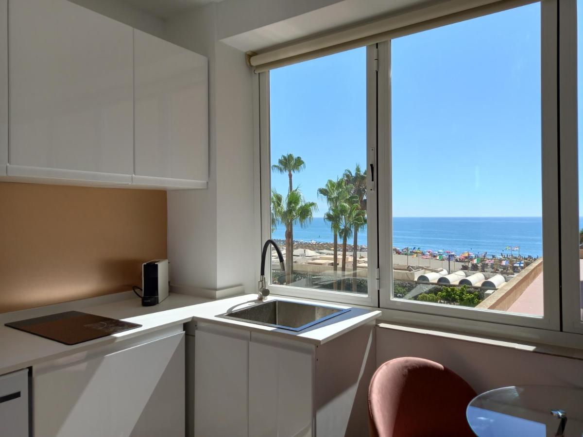 Torremolinos,Estudio Junto Al Mar En La Carihuela Экстерьер фото